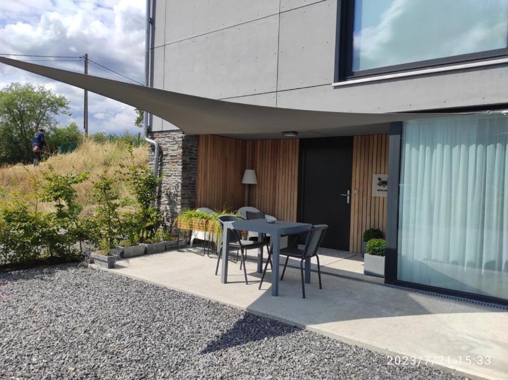 La Planque Du Raton Laveur Aparthotel Lierneux Exterior photo